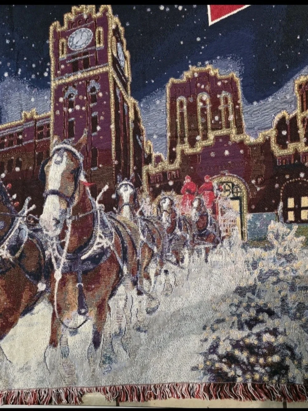 Budweiser Clydesdales Woven Tapestry Throw Blanket – Clydesdale Holiday Brewery - Picture 3 of 4
